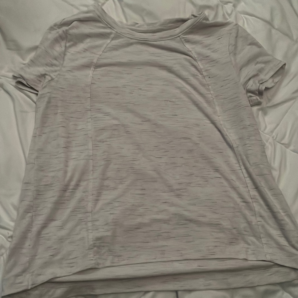 White tee